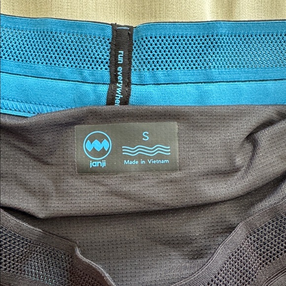 Janji - Picture 2 of 3